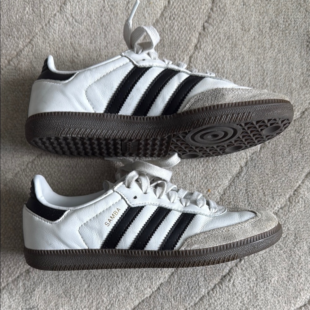 Adidas Sambas